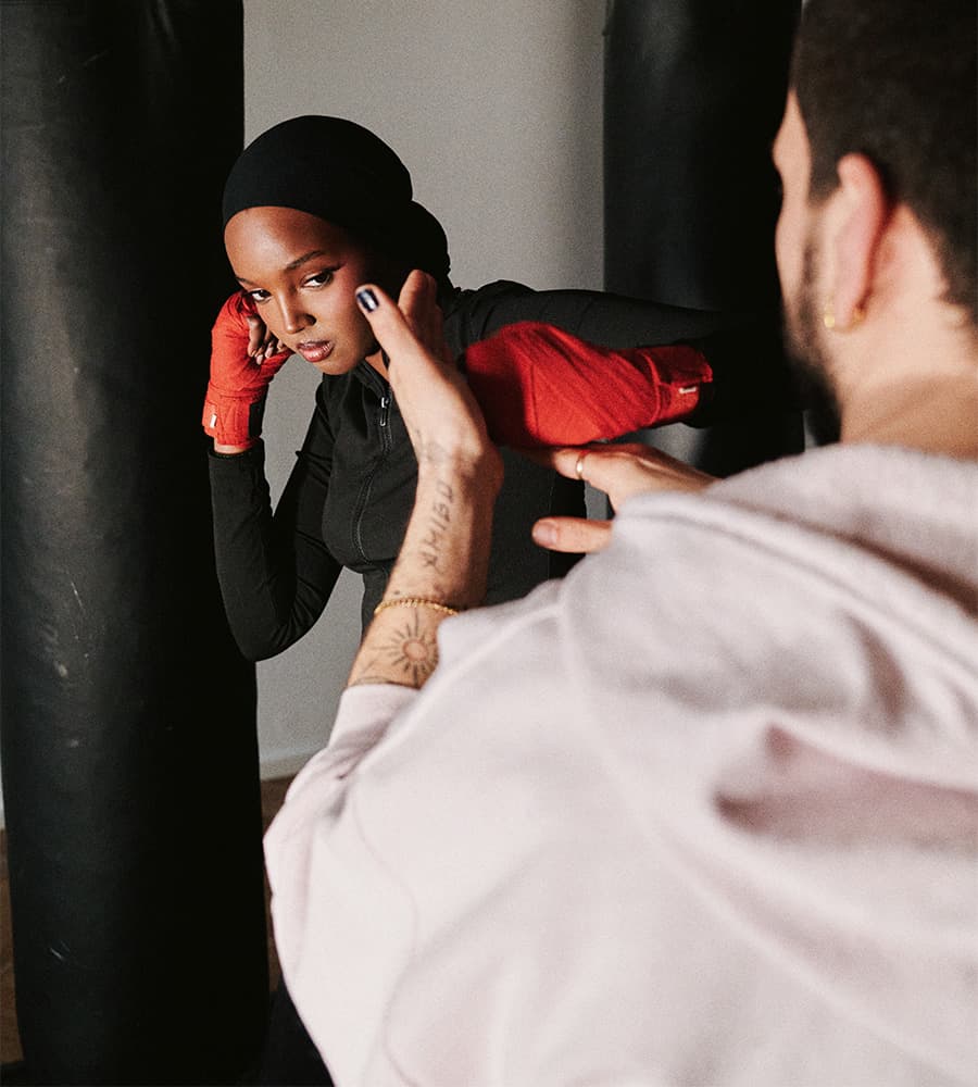 BOXING
SISTERS